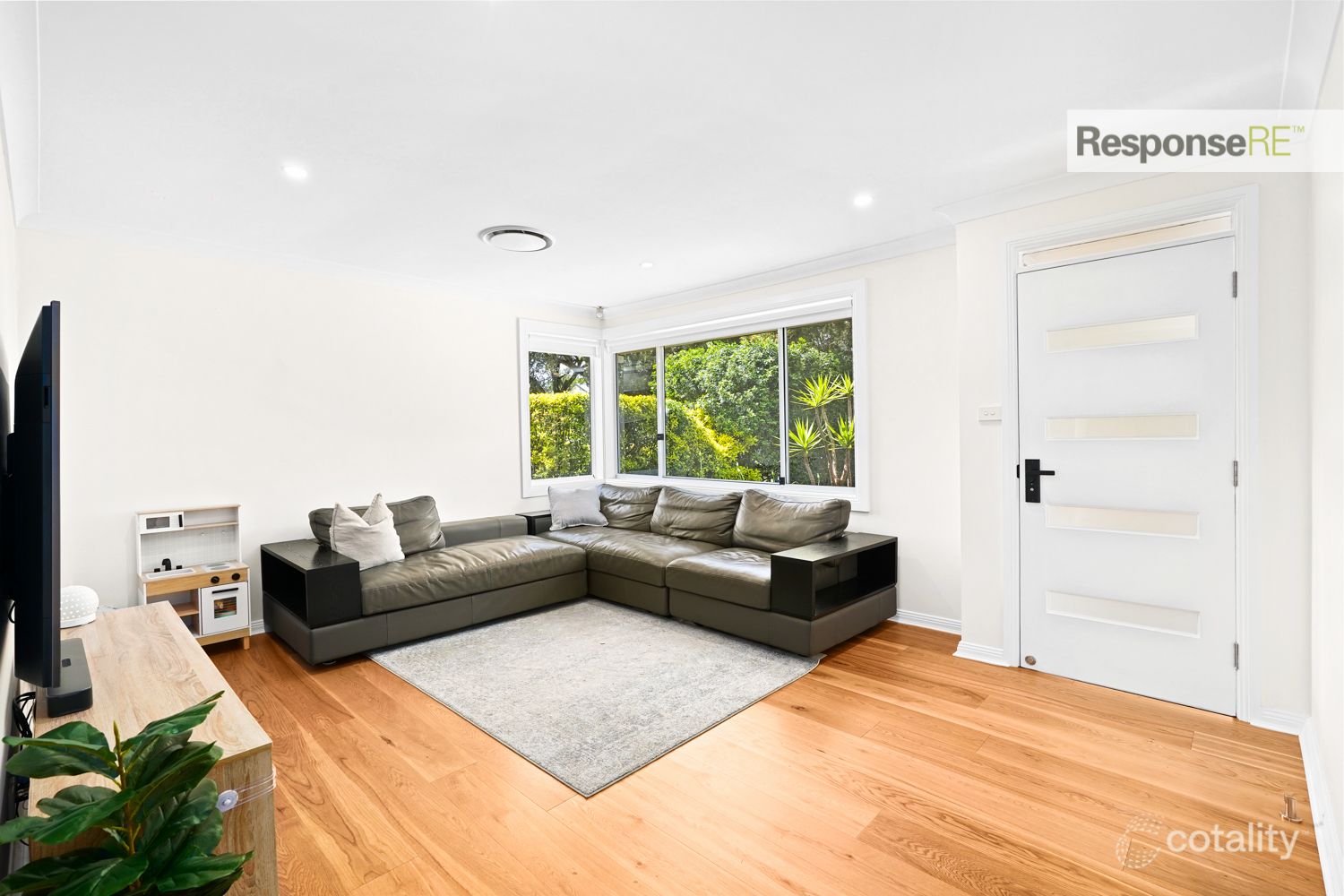 7 Regent St, Riverstone, NSW 2765