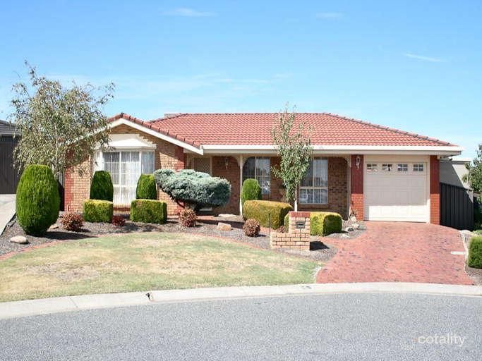 6 Lithgow Ct, Redwood Park, SA 5097
