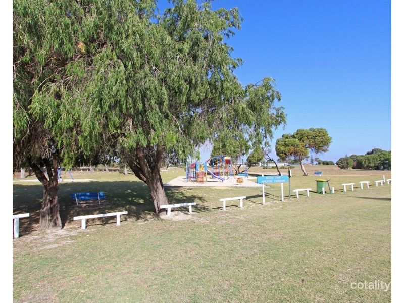 27 Weston St, Cervantes, WA 6511