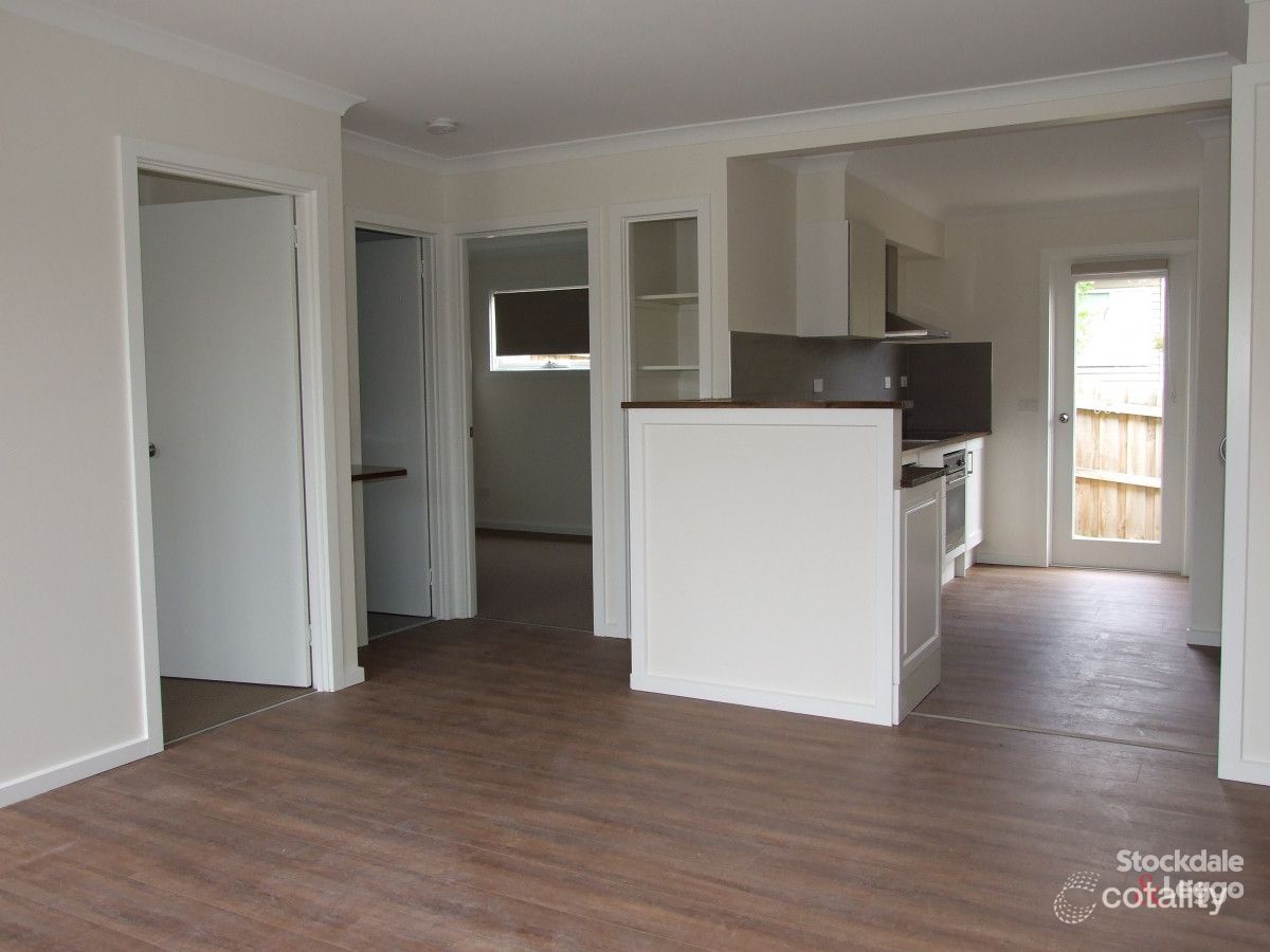 1/8 Chamberlain Rd, Newborough, VIC 3825