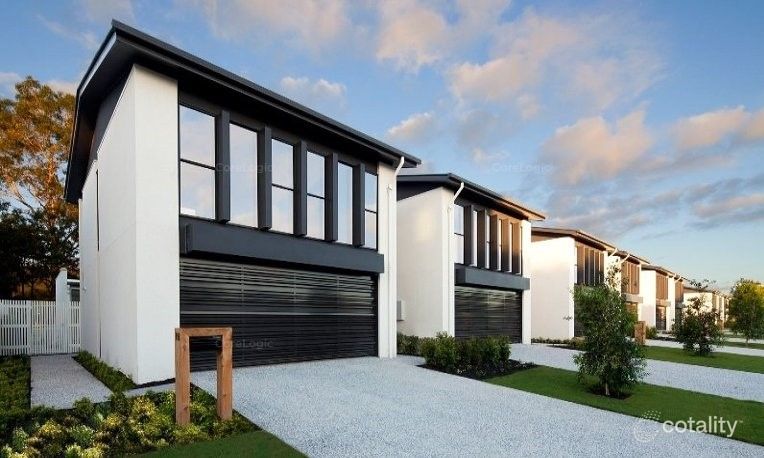 890 Medinah Ave, Robina, QLD 4226