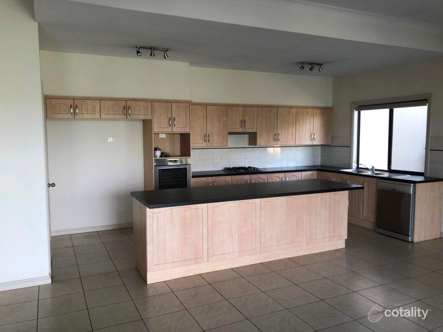 8 Falcon Dr, Hewett, SA 5118