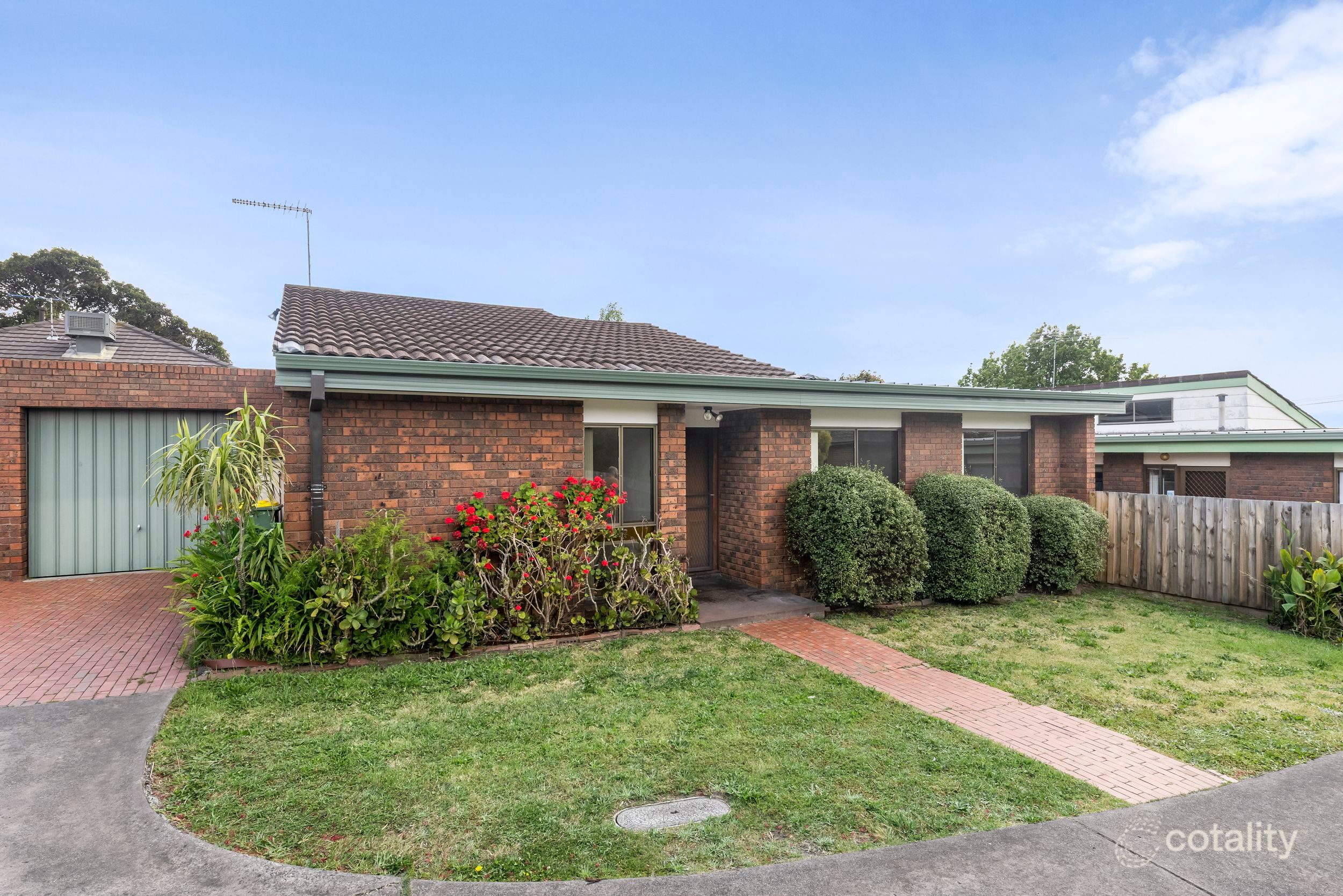 2/12 Linden Ave, Ivanhoe, VIC 3079
