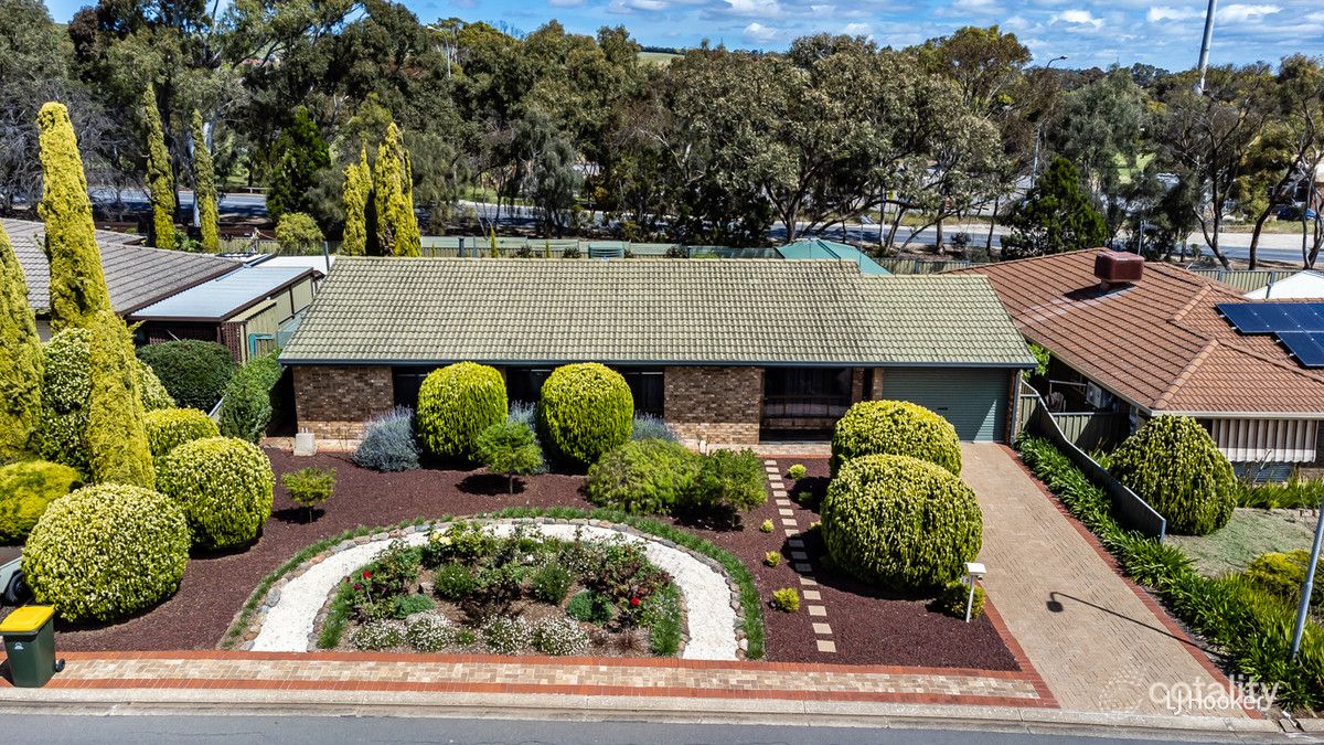 19 Wanbi Ct, Craigmore, SA 5114