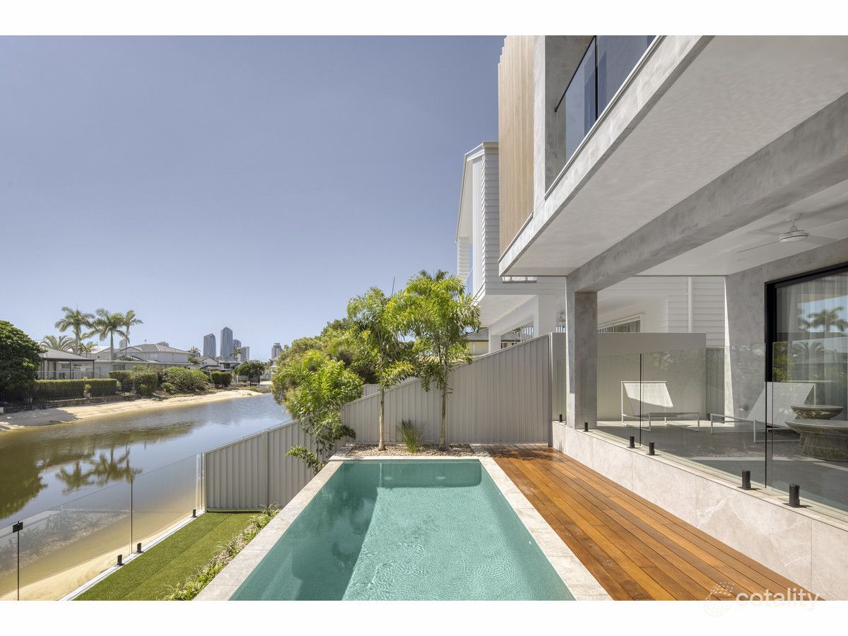 1/7 Palmetto Ct, Broadbeach Waters, QLD 4218