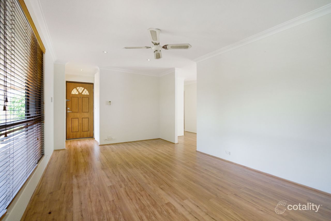 12 Sowden Dr, Samson, WA 6163