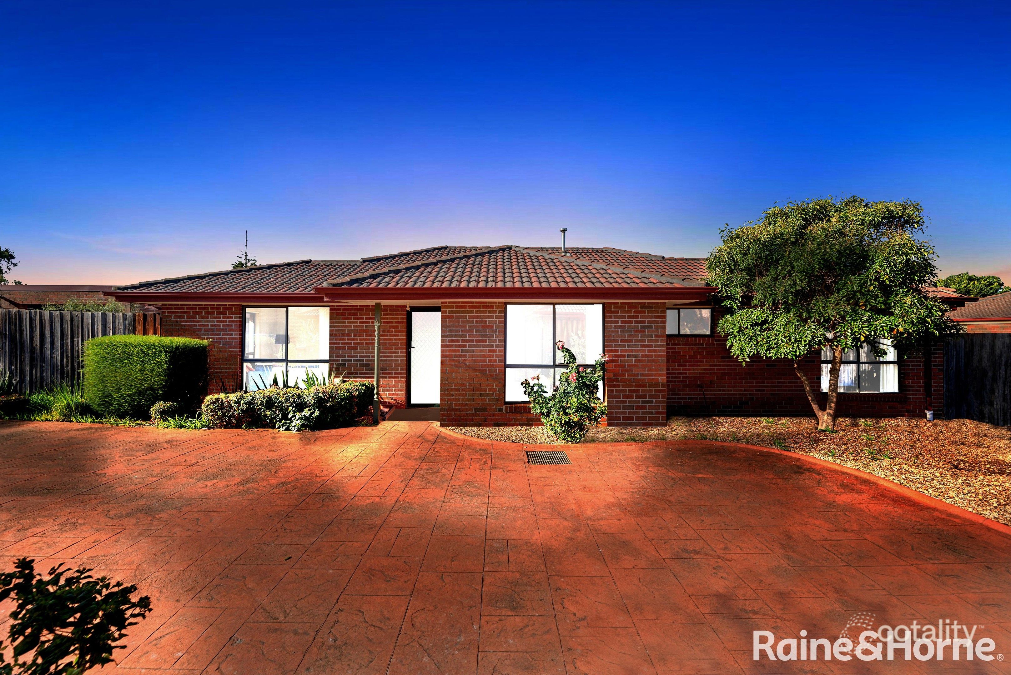 4/17-19 Mckenzie St, Melton, VIC 3337