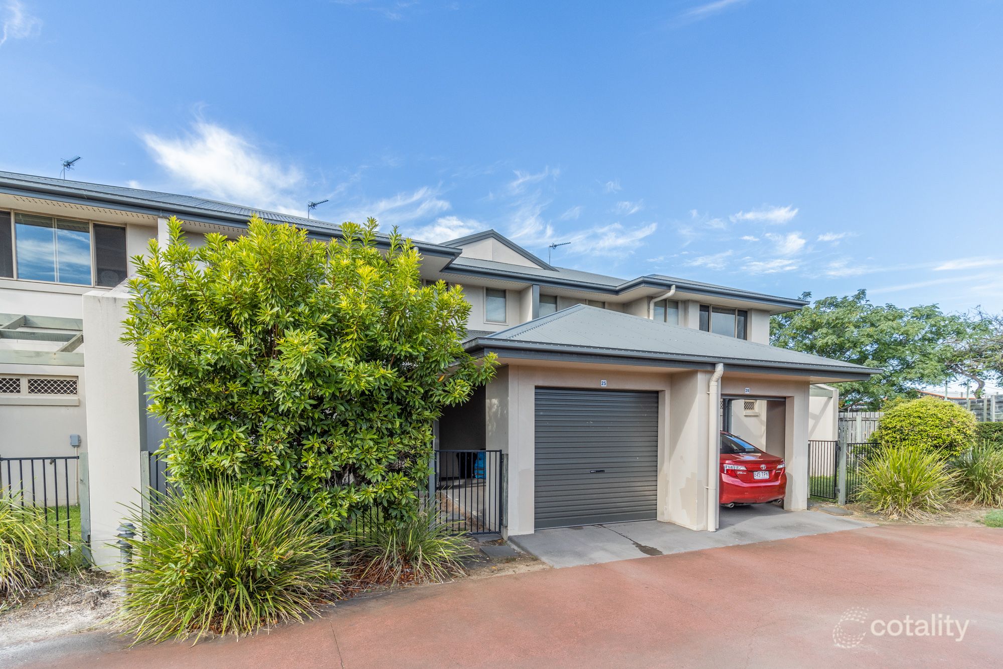 25/1 Ibis Bvd, Eli Waters, QLD 4655