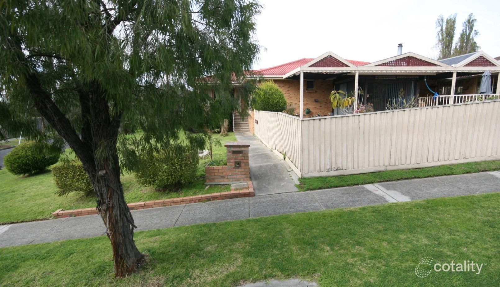 43 Crossman Dr, Croydon Hills, VIC 3136