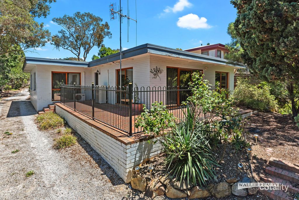 60 Lawson St, Spring Gully, VIC 3550