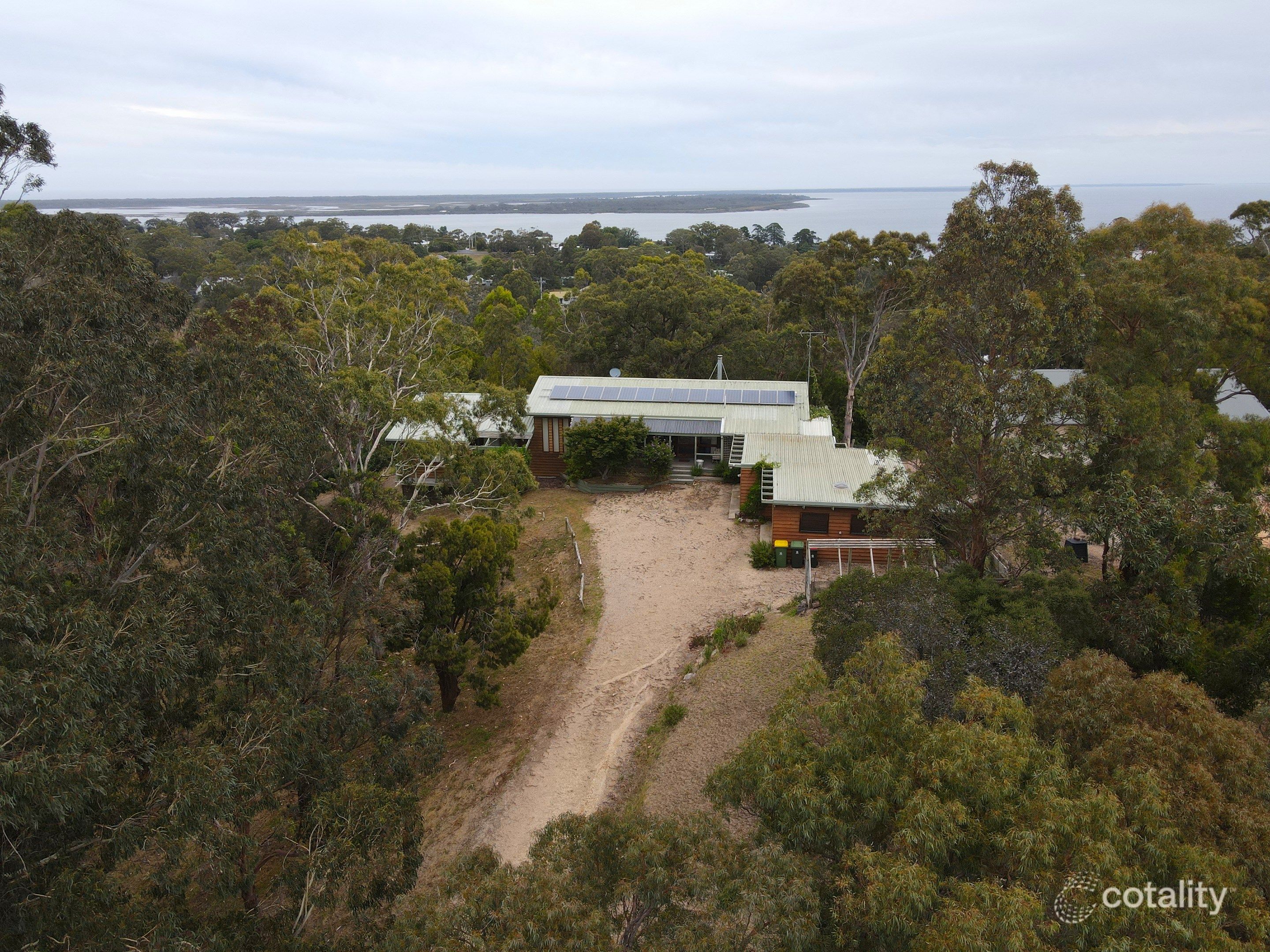 5 Highview Rise, Metung, VIC 3904