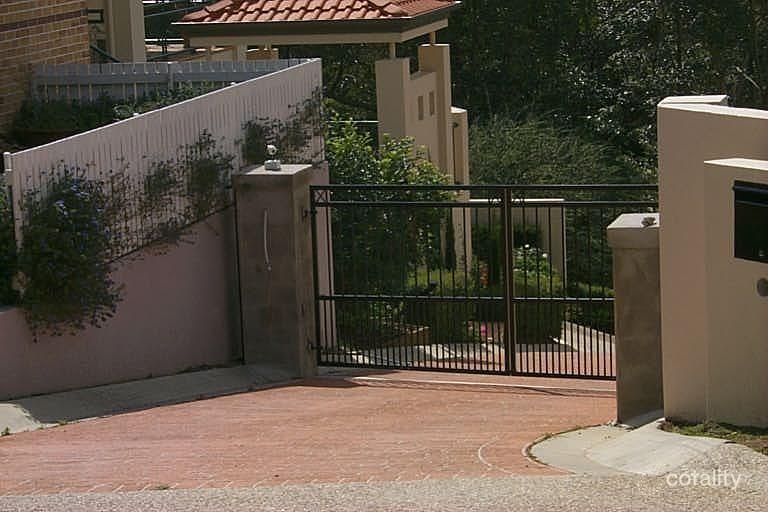 50 Seventh Ave, St Lucia, QLD 4067