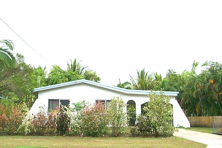 11 Parkway St, Trinity Park, QLD 4879