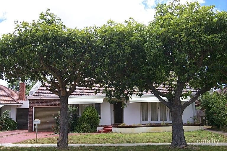 62 Holmfirth St, Menora, WA 6050