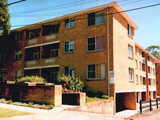 18/25-27 Phillip St, Roselands, NSW 2196