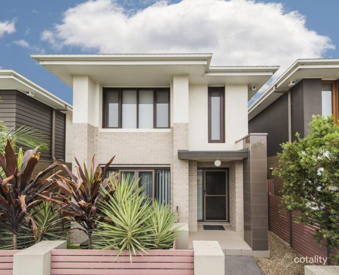 35 Lakeside Pde, Jordan Springs, NSW 2747