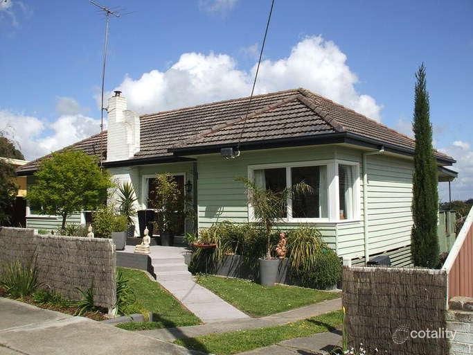 14 Murray St, Mirboo North, VIC 3871