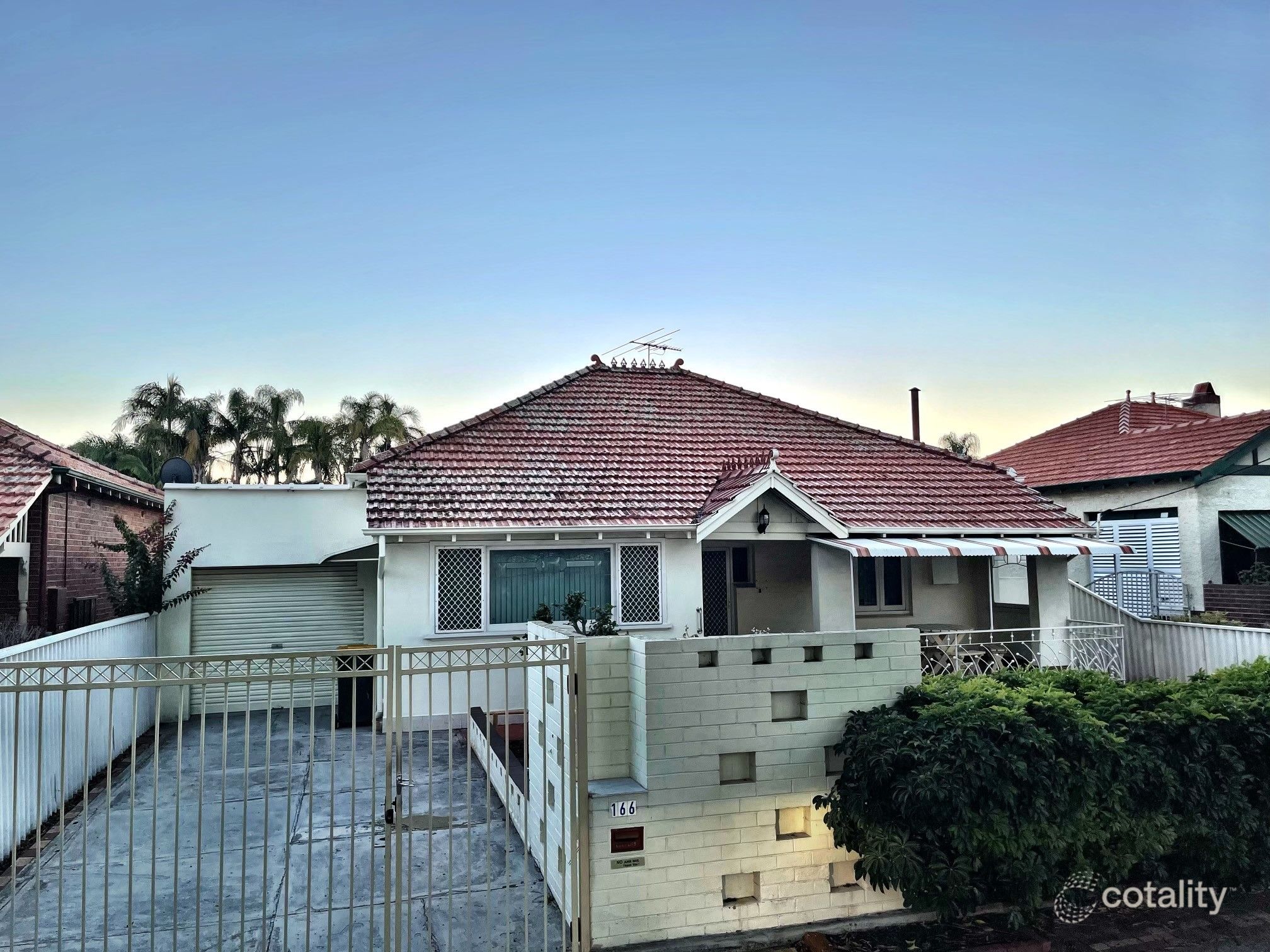 166 Central Ave, Inglewood, WA 6052