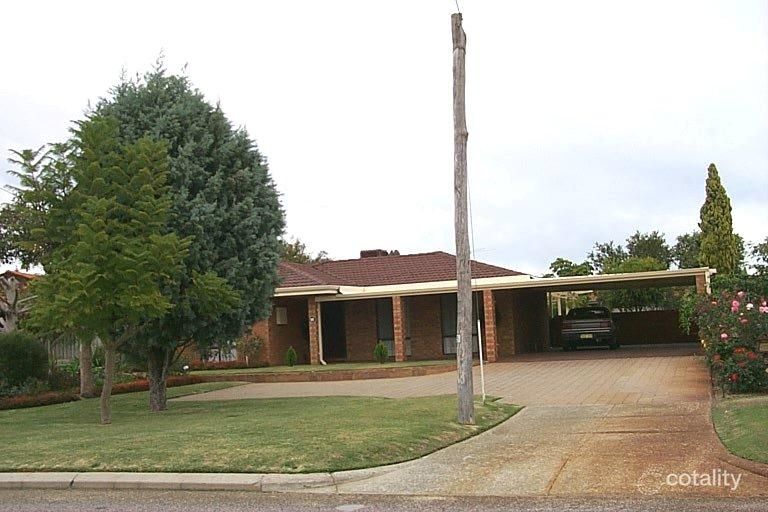 55 Glencairn Way, Parkwood, WA 6147