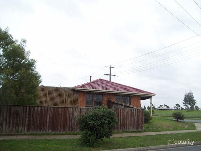 42 General Joshua Dr, Hampton Park, VIC 3976