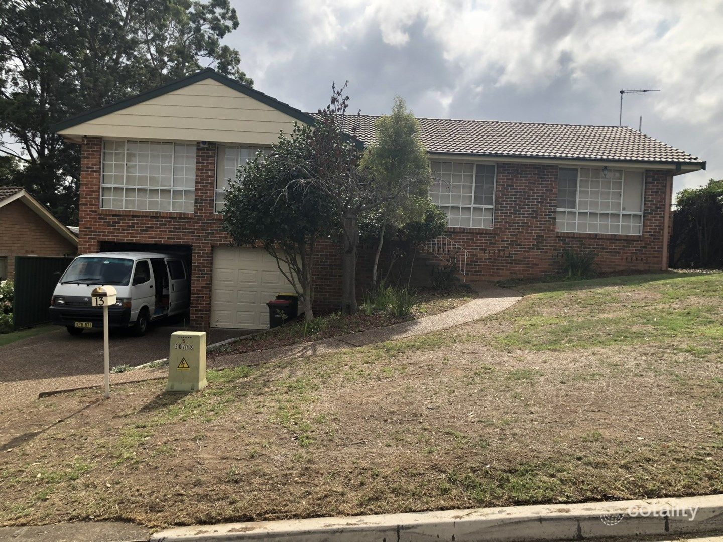 13 Tandara Ave, Bradbury, NSW 2560