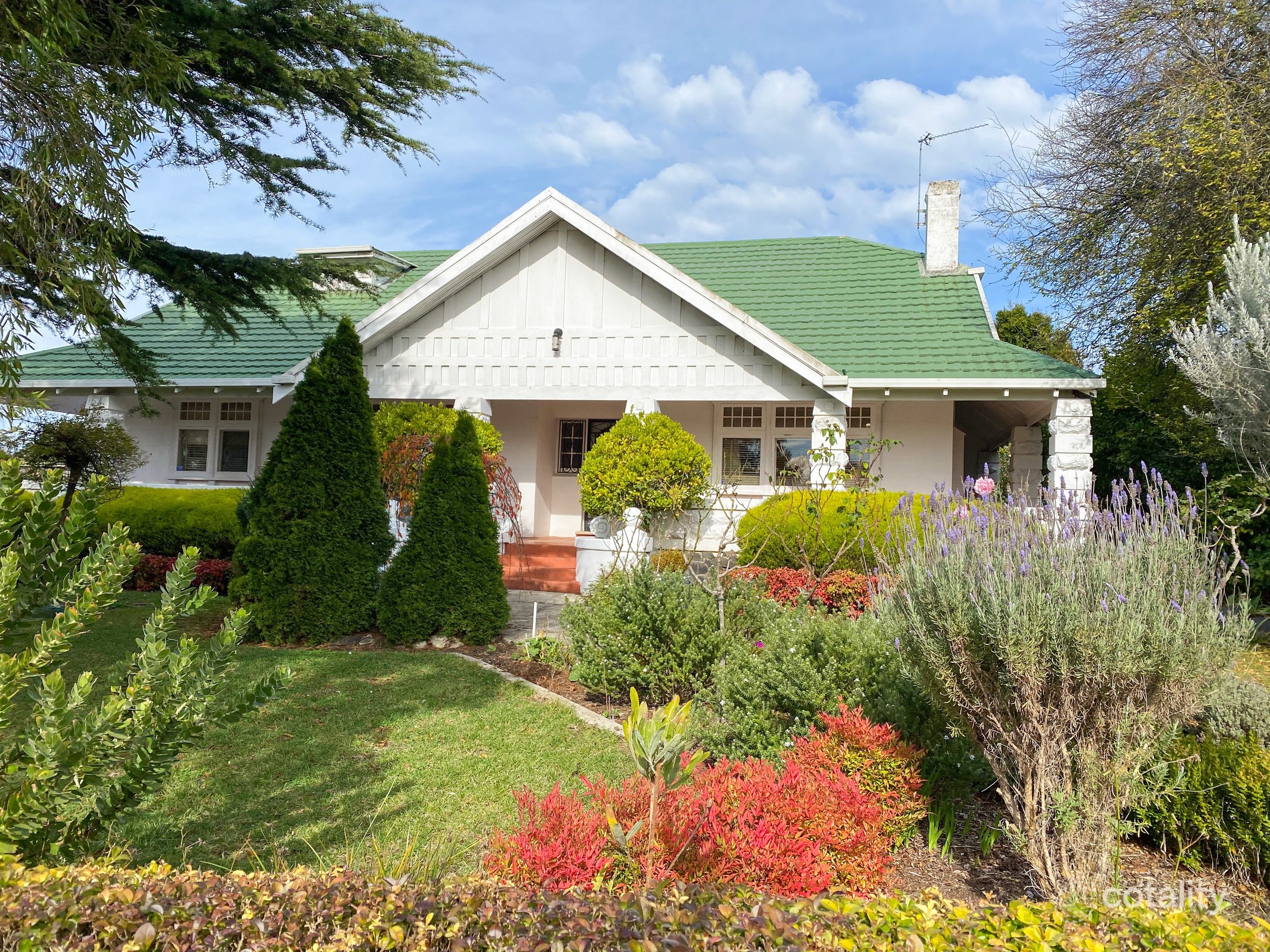 16 Lake Tce E, Mount Gambier, SA 5290