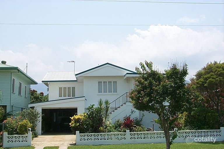 233 Mccoombe St, Bungalow, QLD 4870