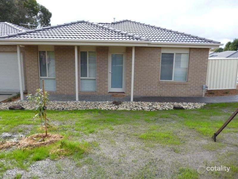 2/5 Eden Pl, Wallan, VIC 3756