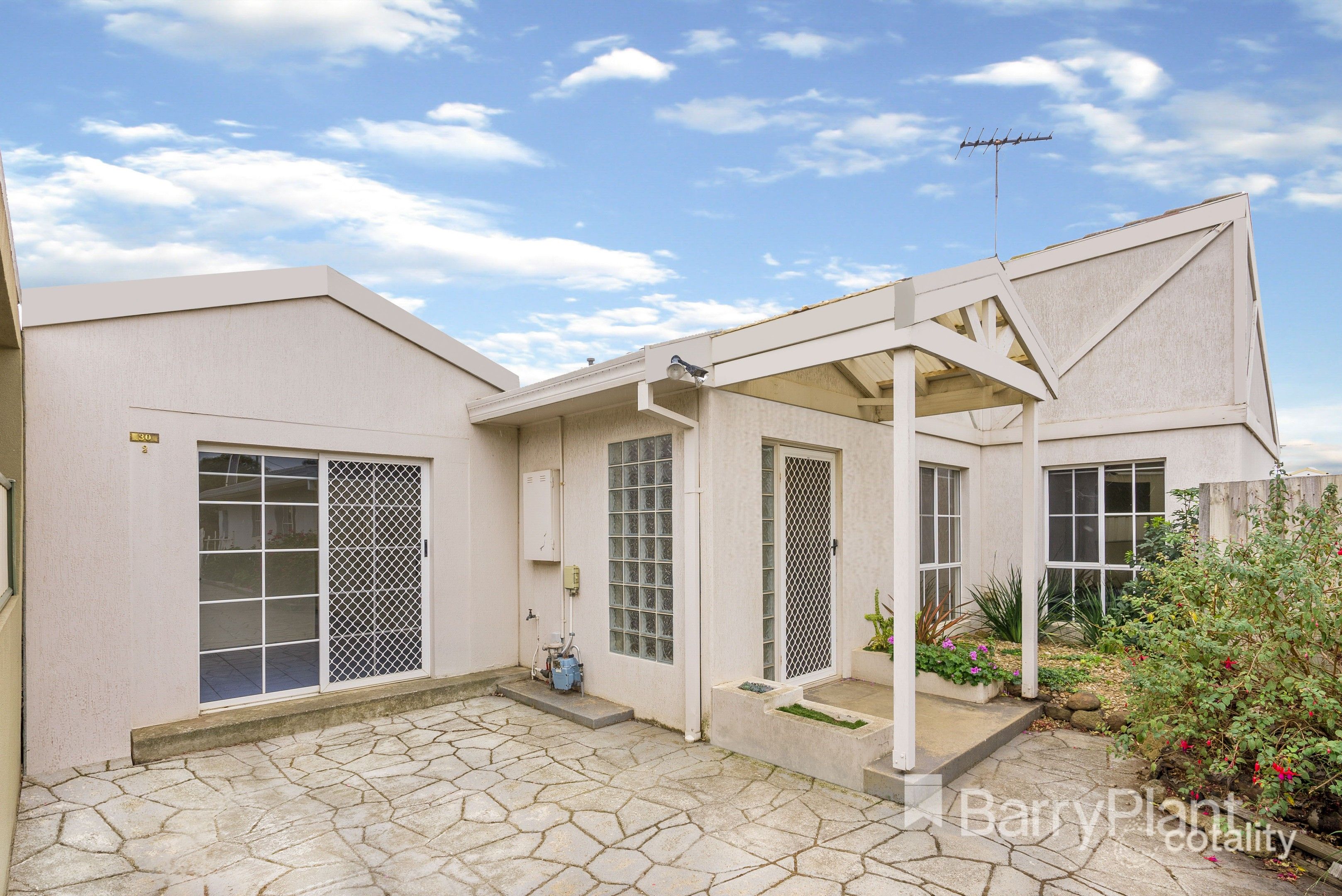 2/30 Edgar St, Werribee, VIC 3030