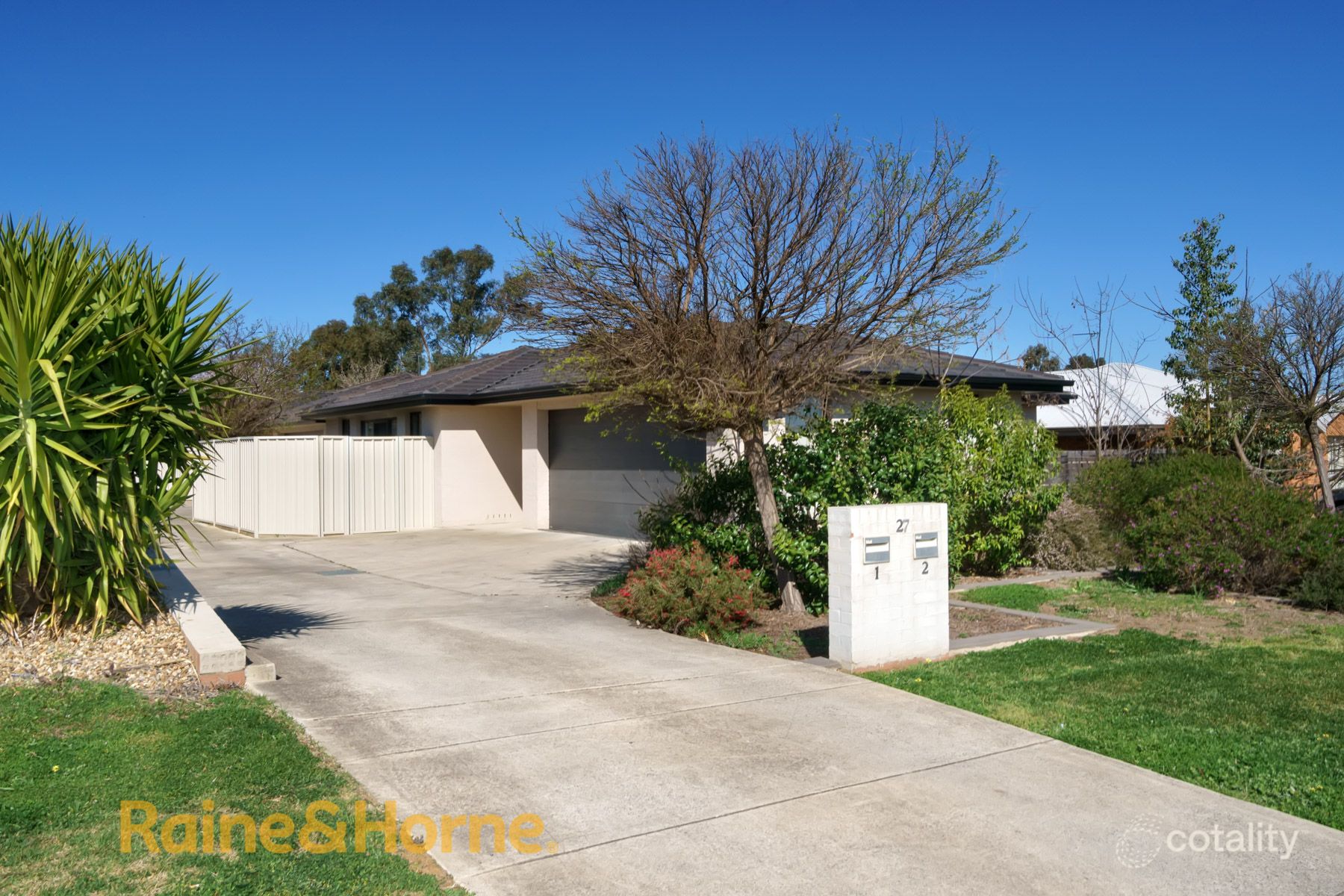 2/27 Dove St, Mount Austin, NSW 2650