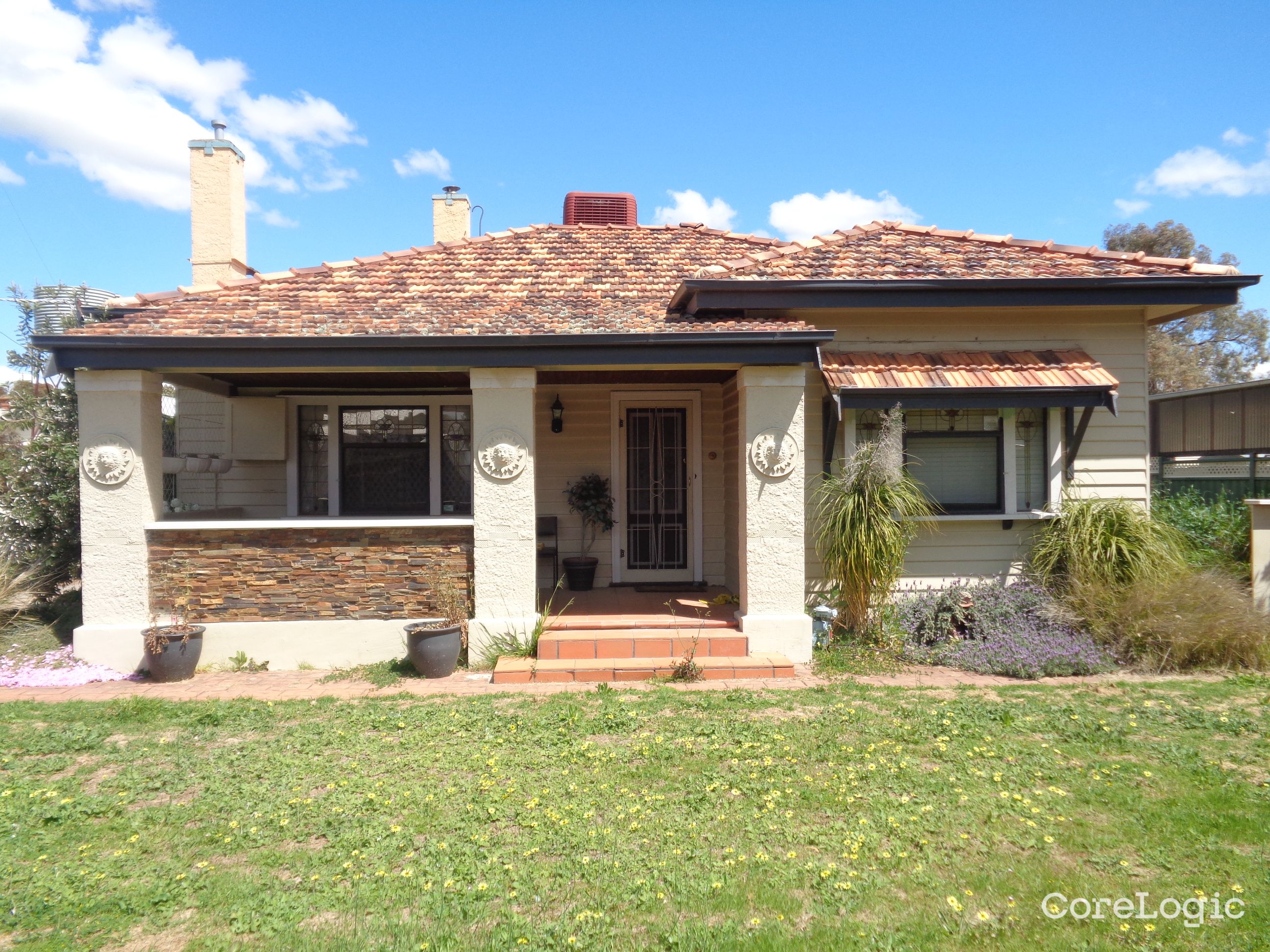 5 Dudley St, Rochester, VIC 3561