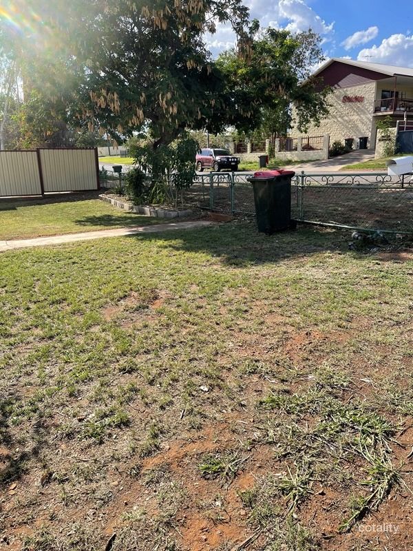 19 Nineteenth Ave, Parkside, QLD 4825