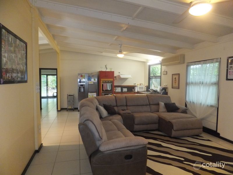 22 Best St, Yorkeys Knob, QLD 4878