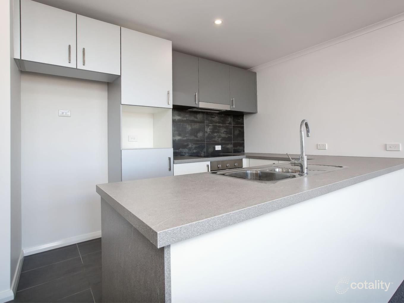 13/10 Pimlico Cres, Wellard, WA 6170