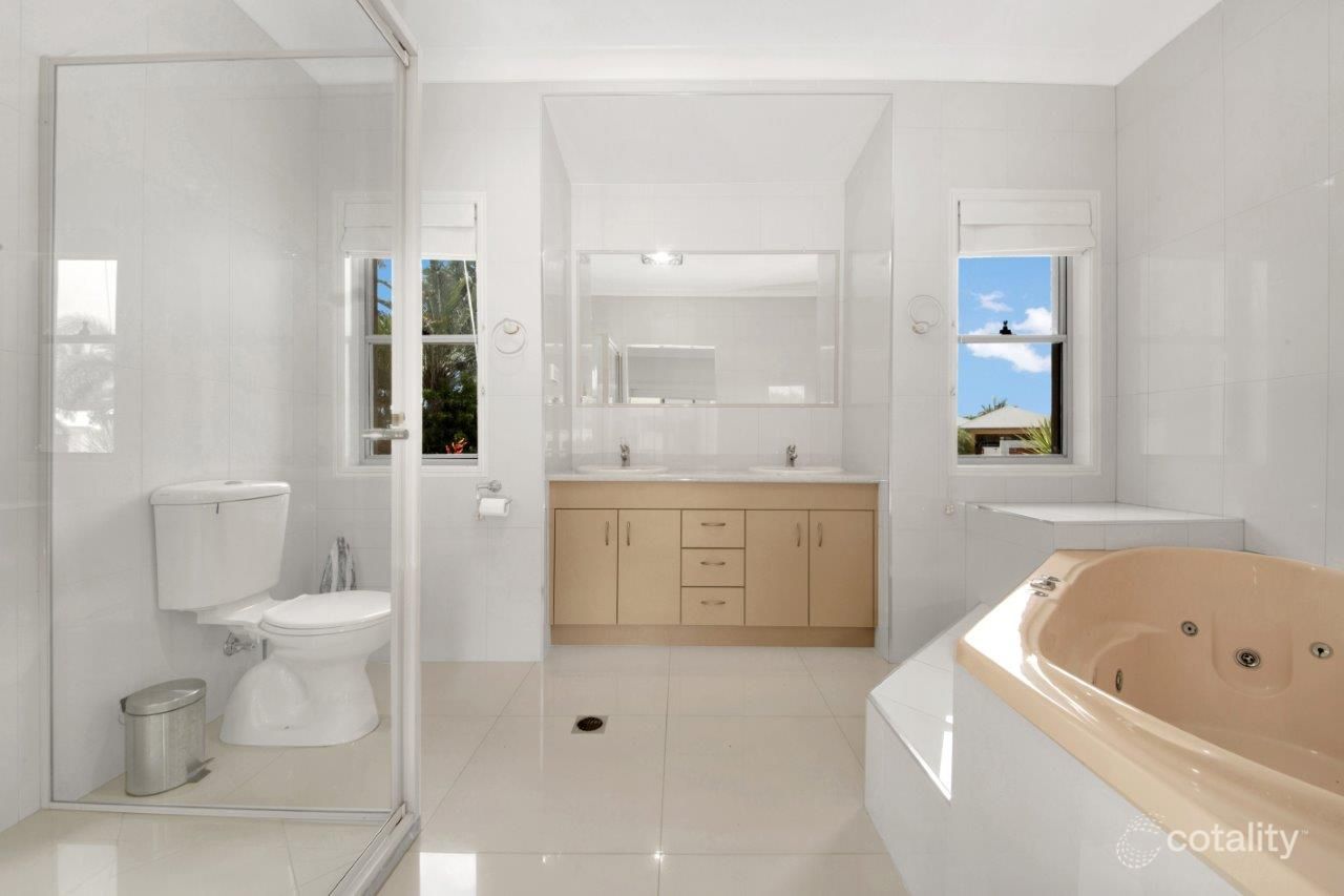 2 Waterfront Dr, Agnes Water, QLD 4677