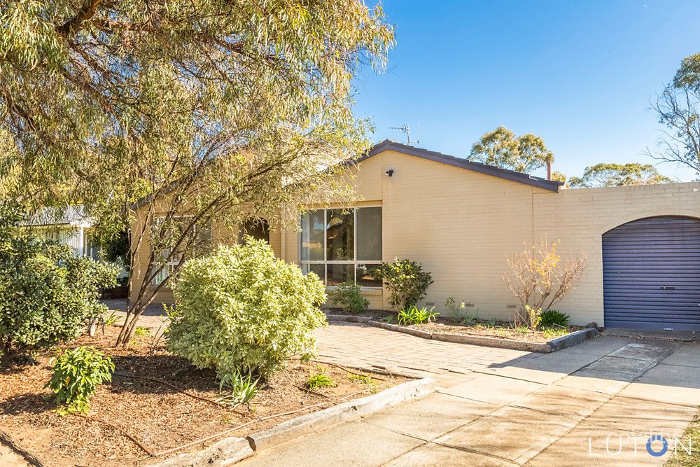 35 Milford St, Latham, ACT 2615