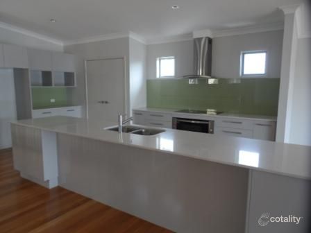 44 Mooroondu Rd, Thorneside, QLD 4158