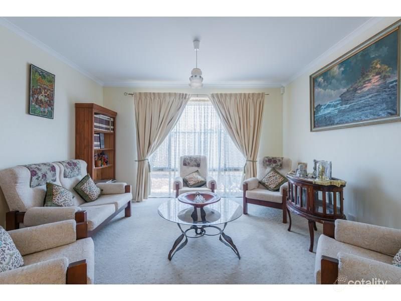 315 Wentworth Pde, Success, WA 6164