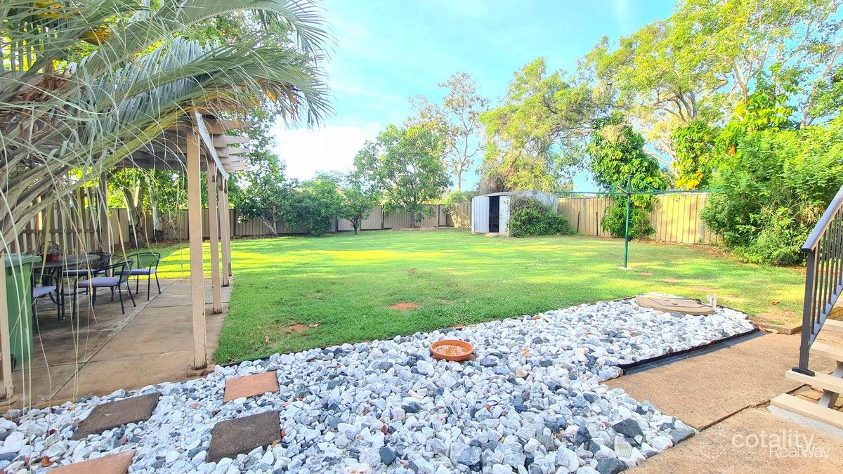 15 Barmoya Rd, The Caves, QLD 4702