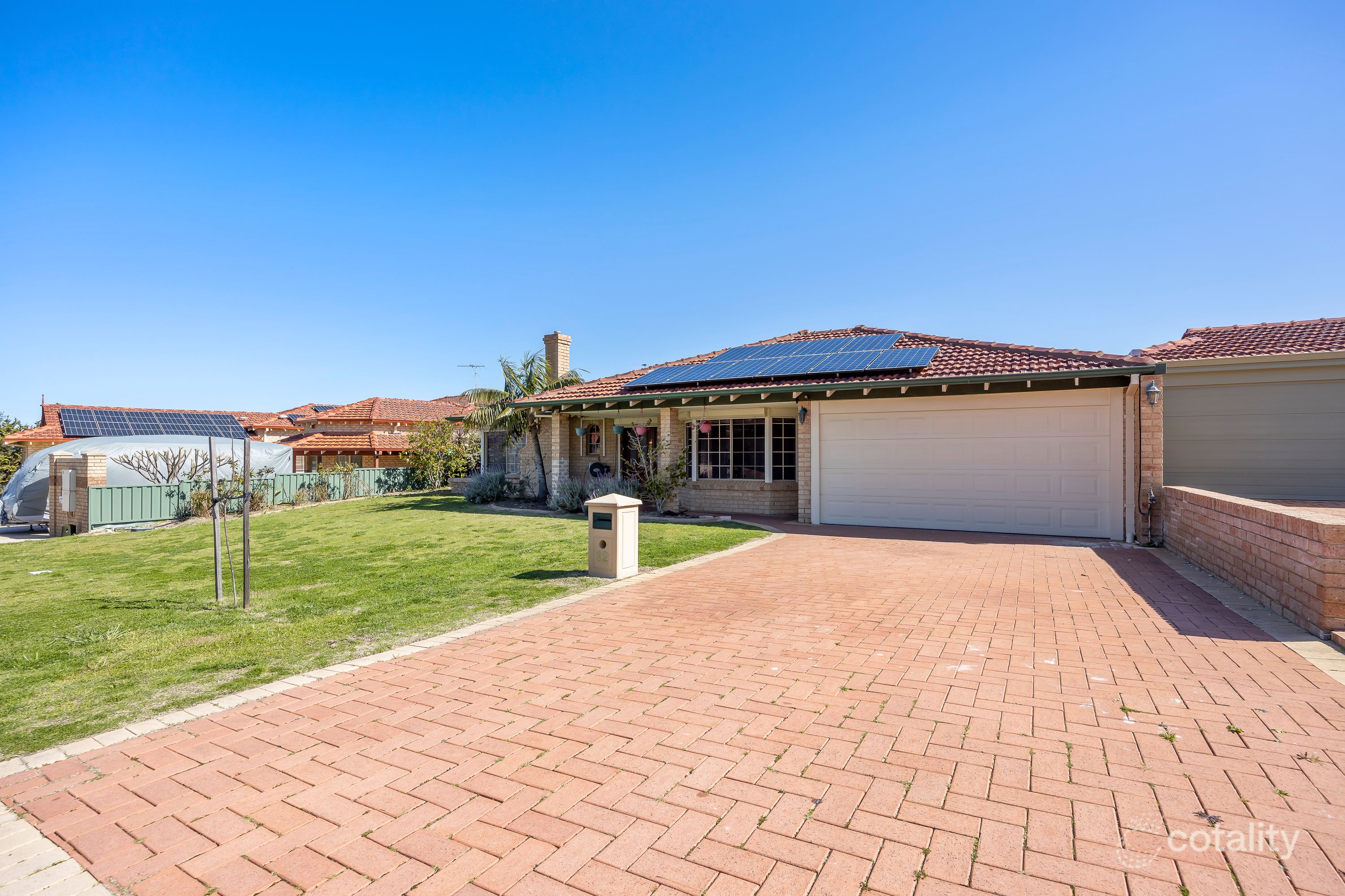 12 Mizzen Pl, Ocean Reef, WA 6027