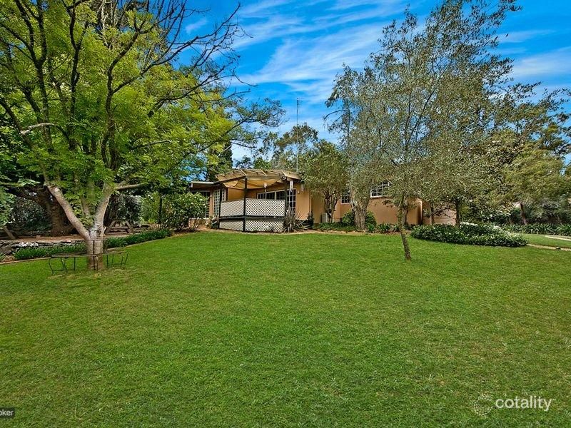 7 Lackenwood Cres, Galston, NSW 2159