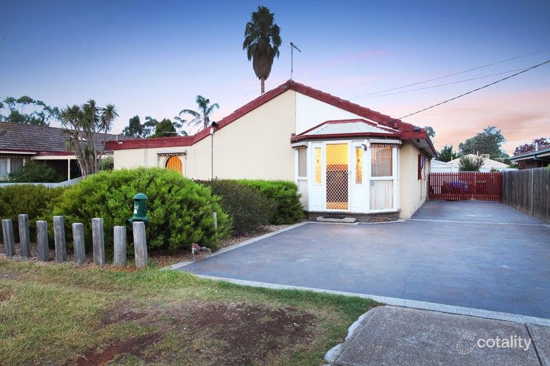 10 Hurley St, Melton, VIC 3337