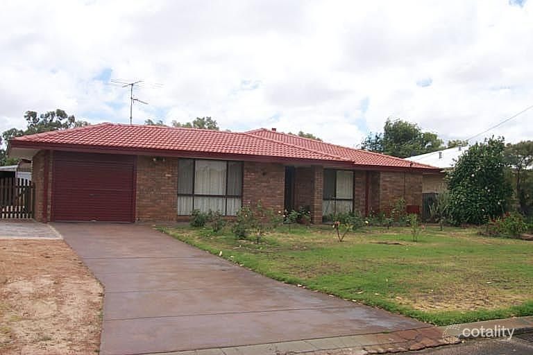 12 Colin St, Pinjarra, WA 6208