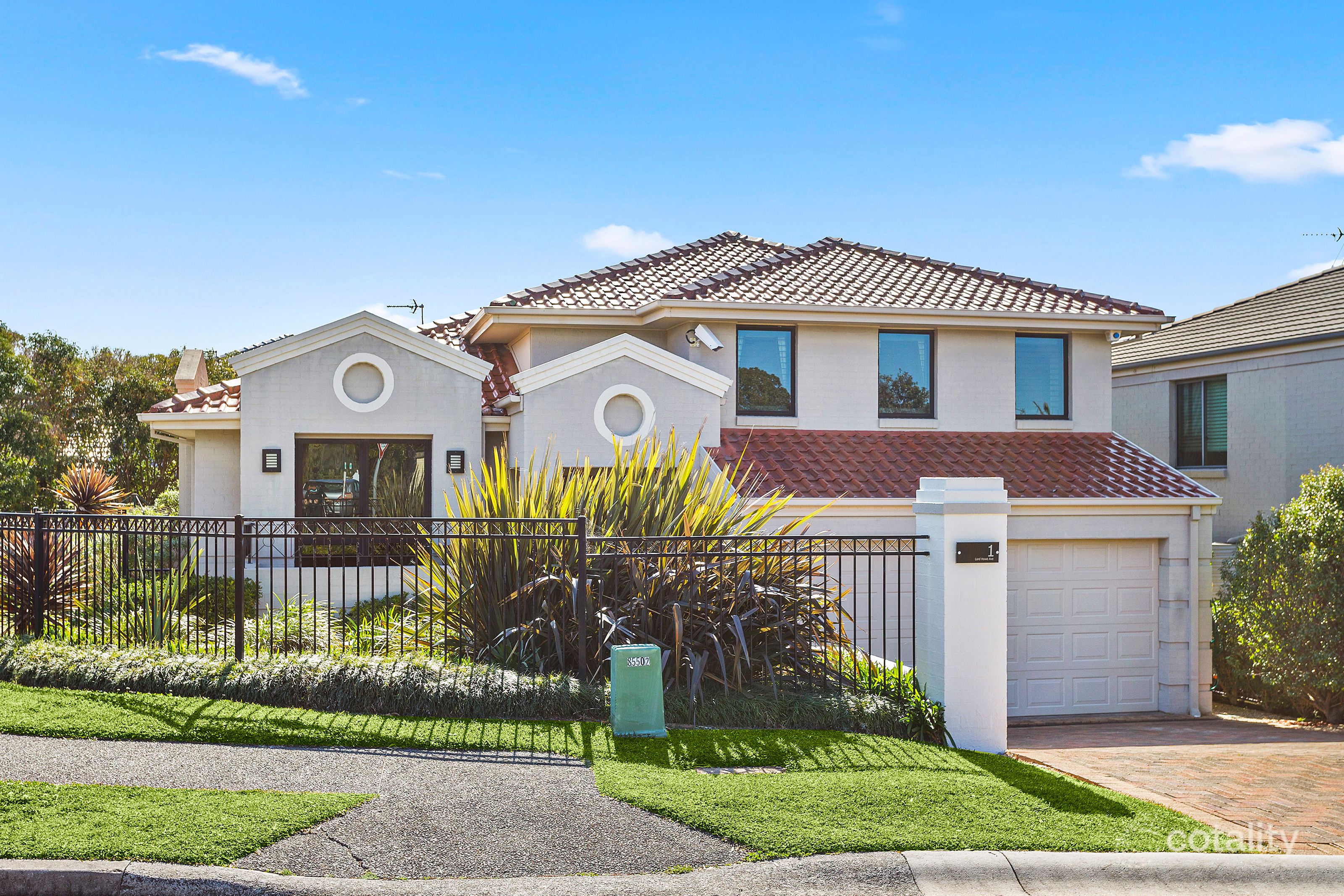 1 Lord Howe Ave, Shell Cove, NSW 2529
