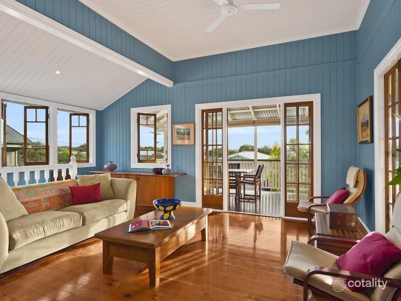 9 Barton Pde, Balmoral, QLD 4171