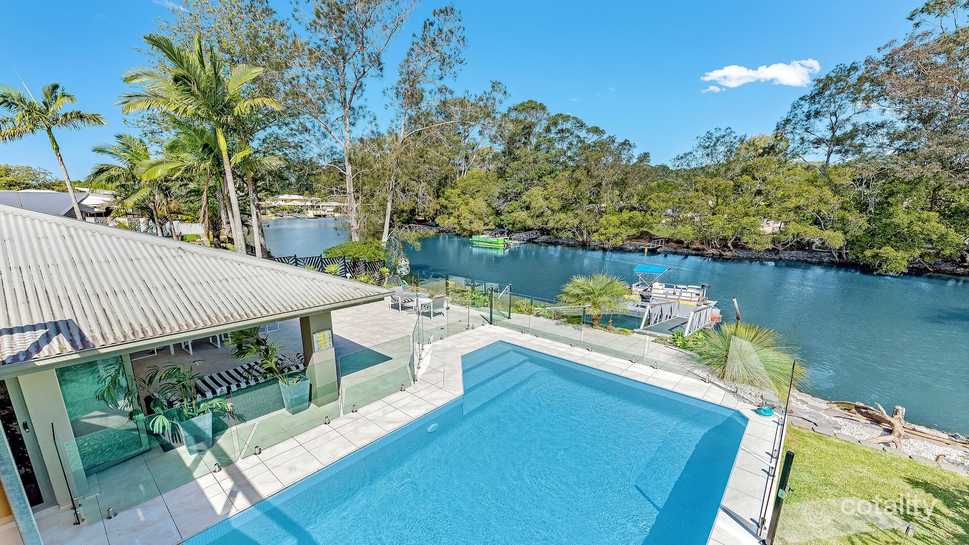 32 Whitsunday Dr, Currumbin Waters, QLD 4223
