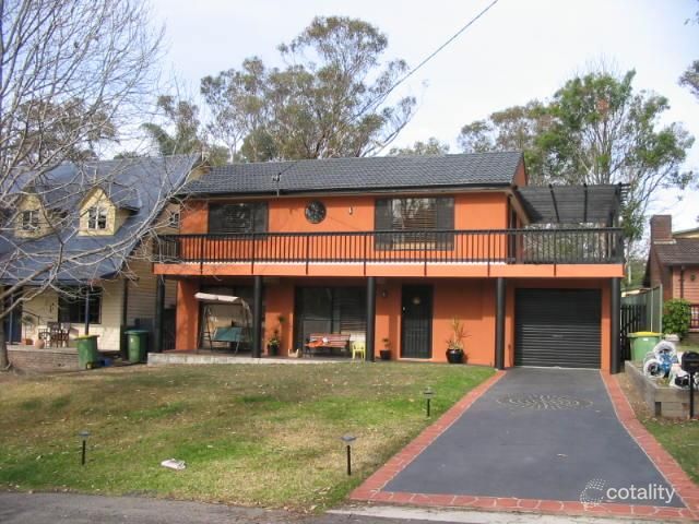 7 Kareelah Ave, Berkeley Vale, NSW 2261