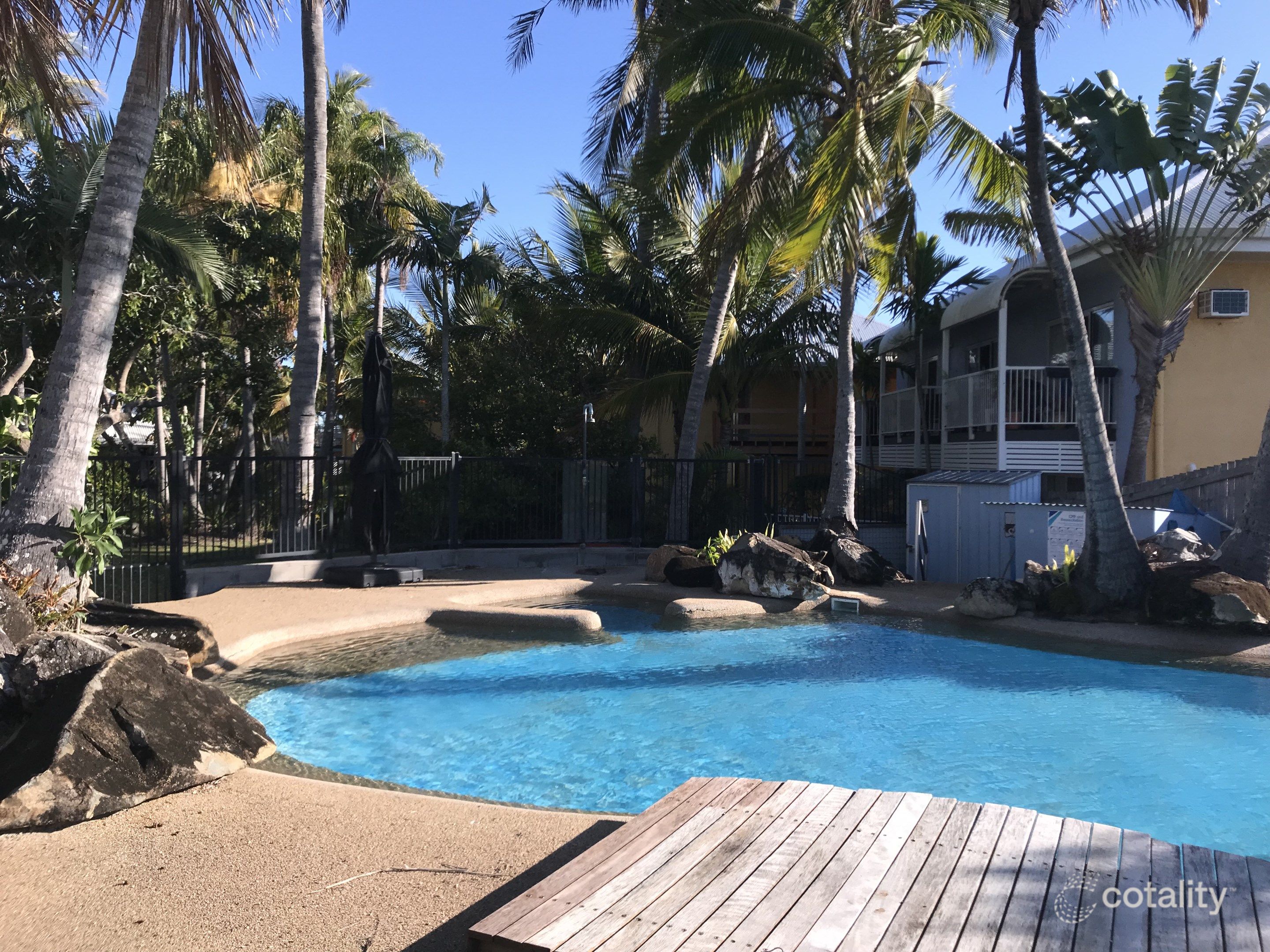 1/2 Beach Rd, Dolphin Heads, QLD 4740