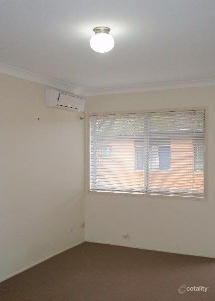 38 Victor St, Holland Park, QLD 4121