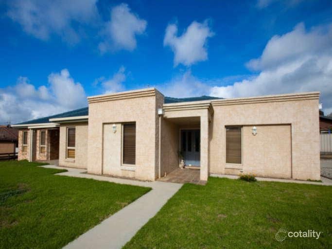 1/9 Scherger Cres, Ararat, VIC 3377